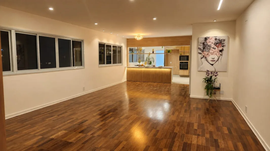 Higienópolis - Apto com 220m², 3 Dormitórios, Sendo 2 Suítes e 2 Vagas — foto 5